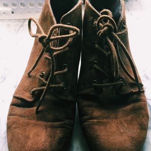 Brown tie up boots